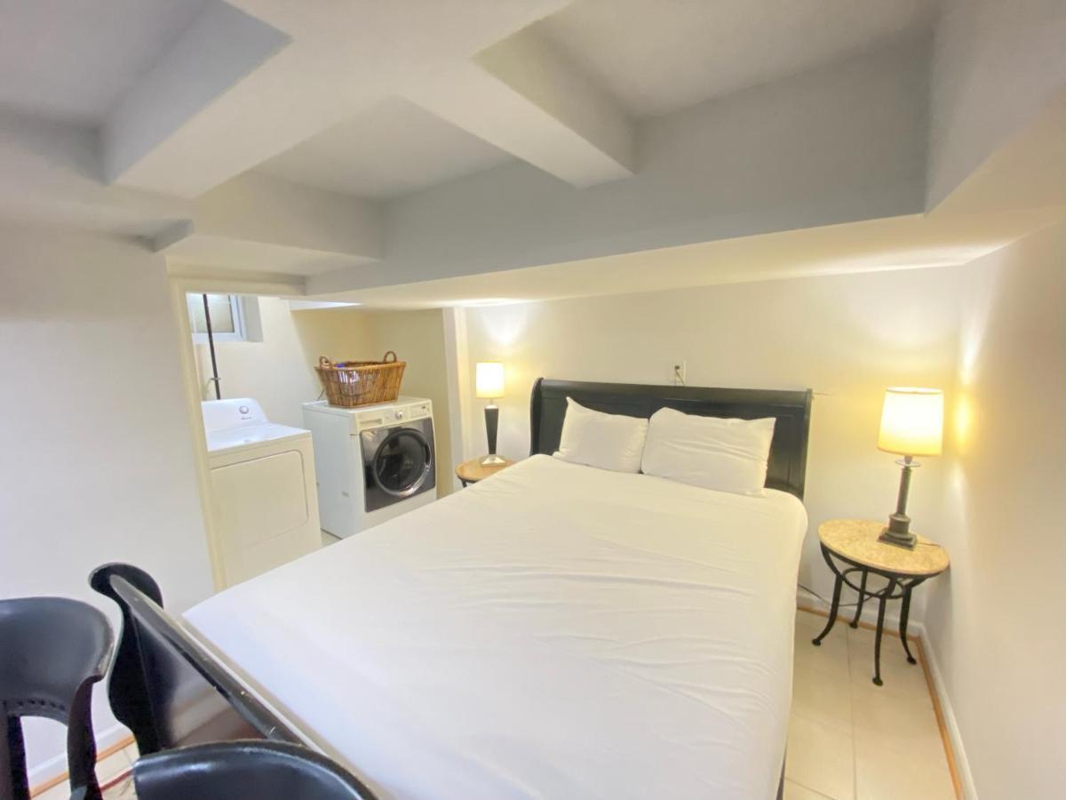 Comfy Basement Home 2 Bdrm1Den 3Queen Beds Вашингтон Экстерьер фото