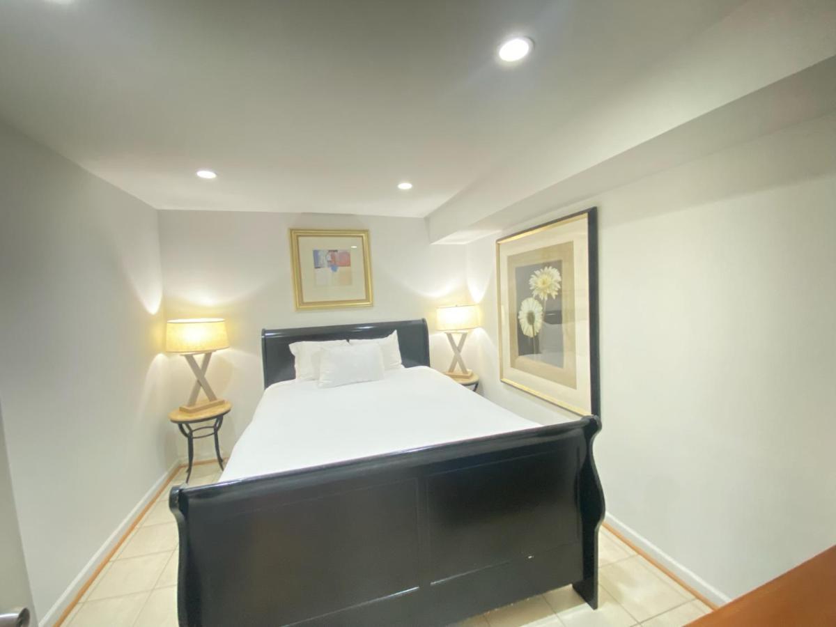 Comfy Basement Home 2 Bdrm1Den 3Queen Beds Вашингтон Экстерьер фото